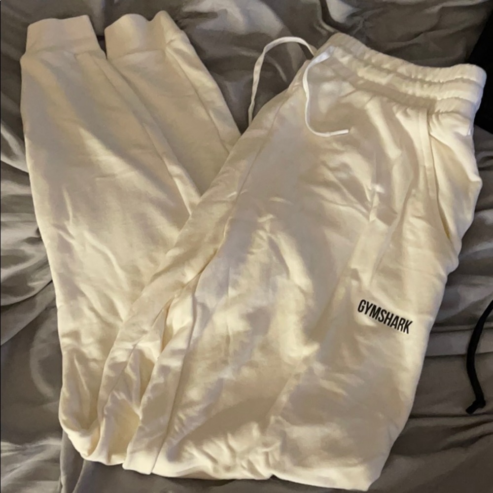 Gymshark white joggers never worn